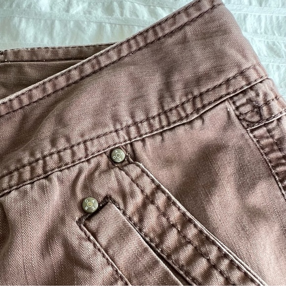 VTG Y2K Aeropostale Brown Cargo Bermuda Shorts, 5/6 - Picture 4 of 10